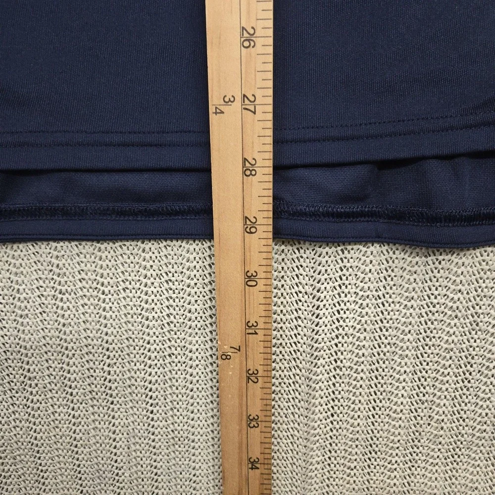 Under Armour size medium